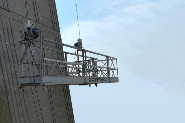 gondola suspended platform